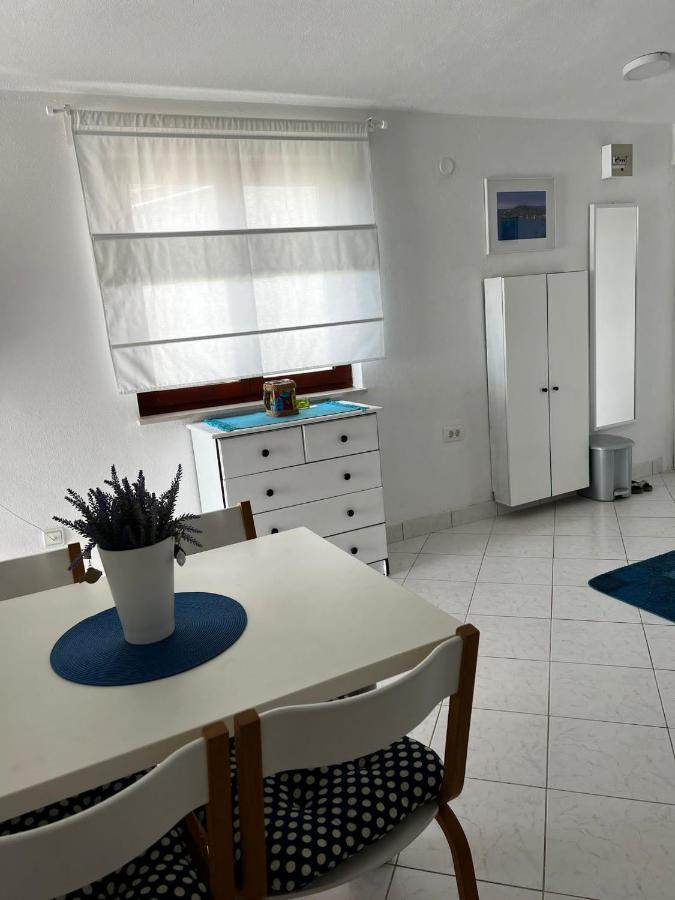 Apartments Milicevic ロゴズニッツァ エクステリア 写真